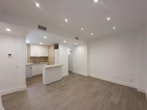 Piso en calle Romero Robledo, 26