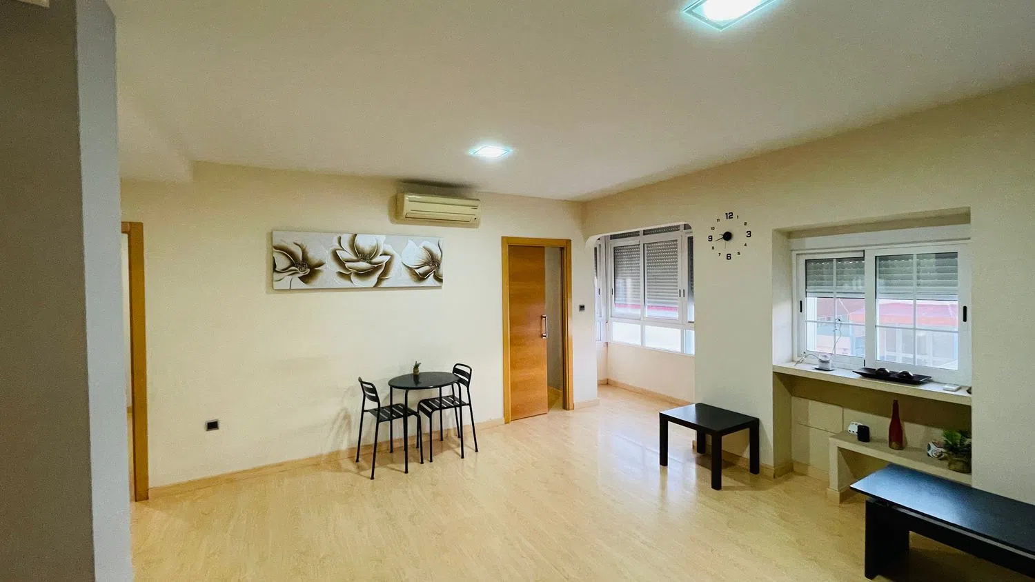 Piso en calle Víctor de la Serna s/n - Foto 4