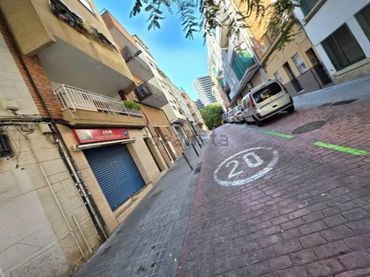 Local comercial en  Carrer de Llevant 20 - Foto 8