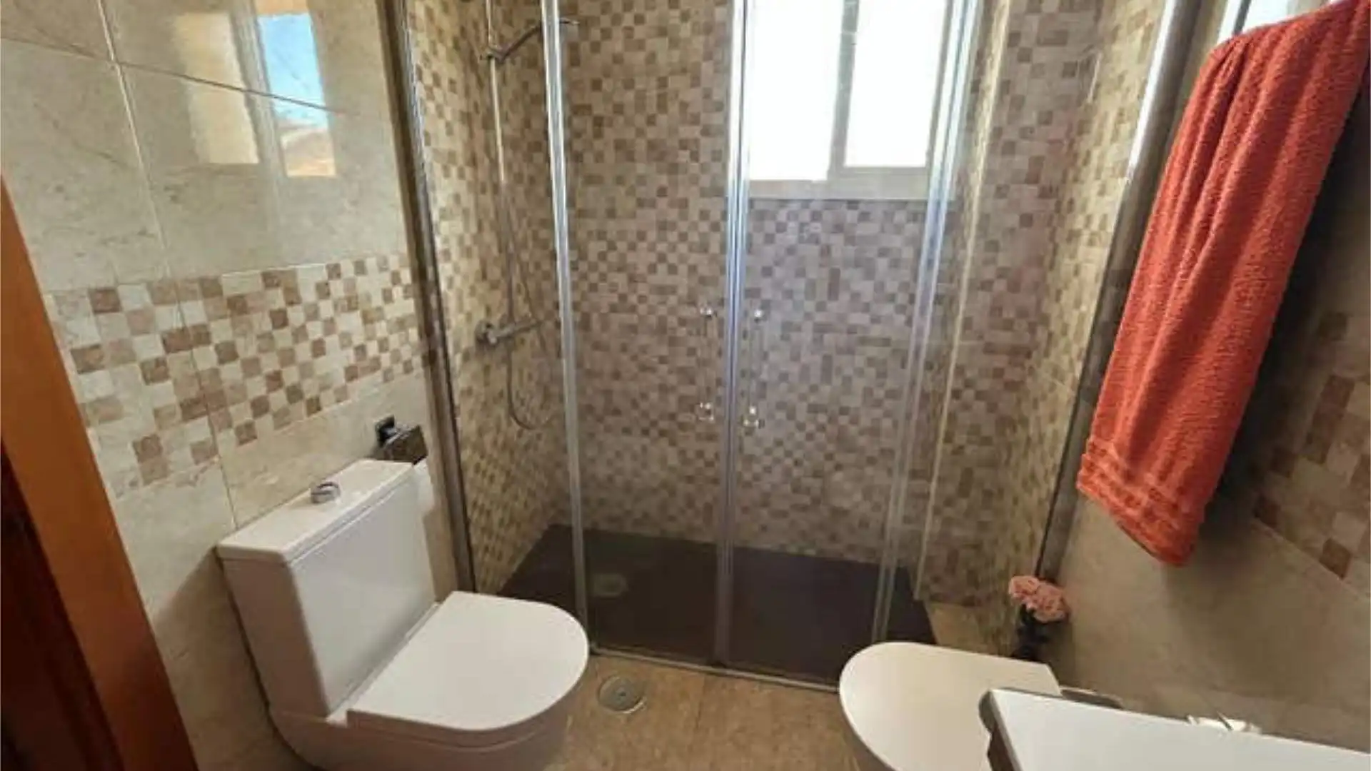 Casa adosada en Churriana - Foto 4