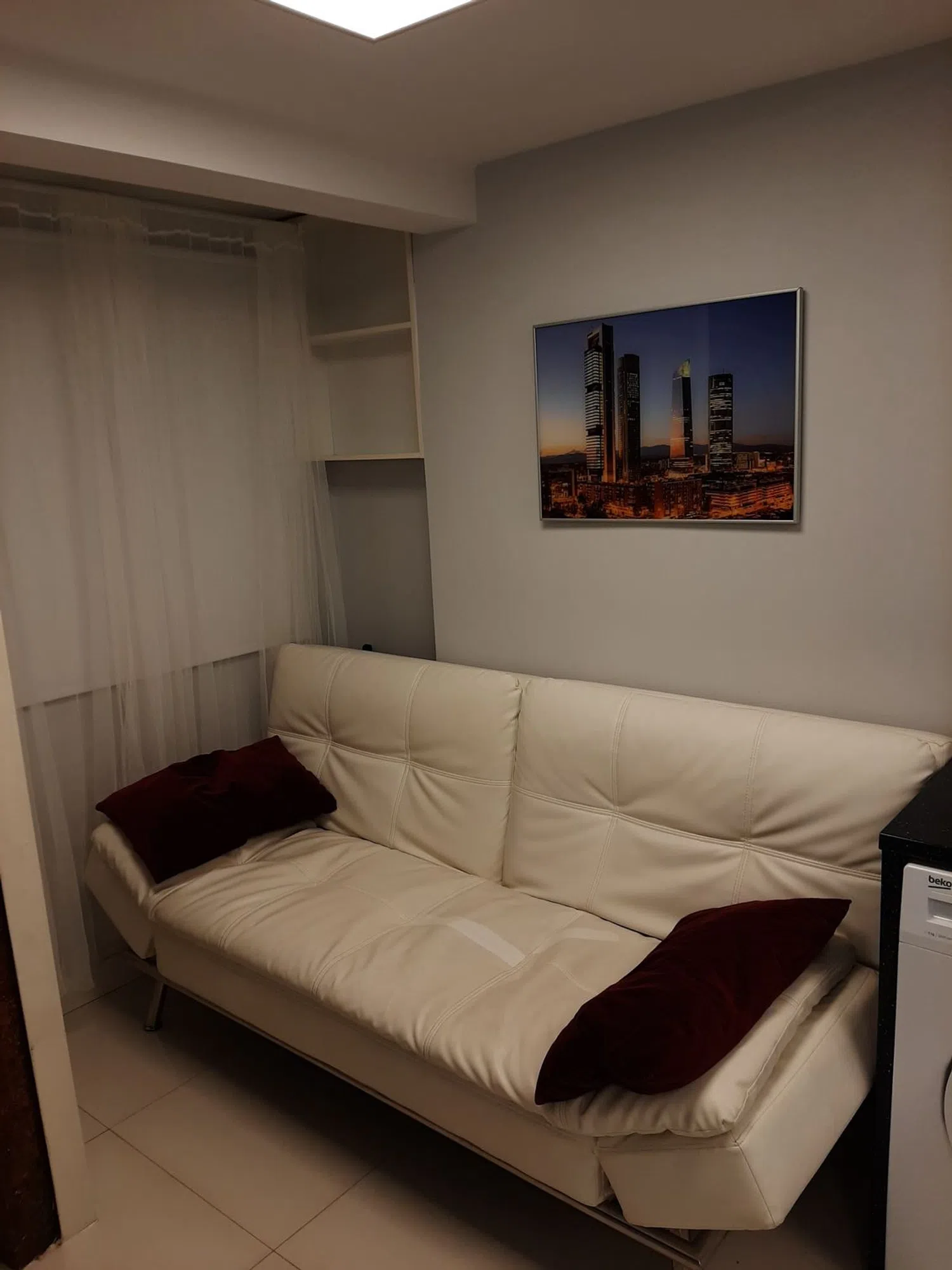 Estudio en calle de Pelayo, 29 - Foto 3