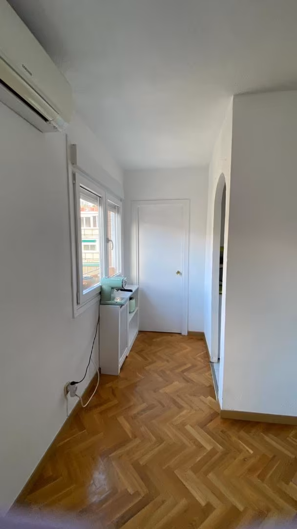 Piso en  Calle de la Infanta María Teresa 18 - Foto 14