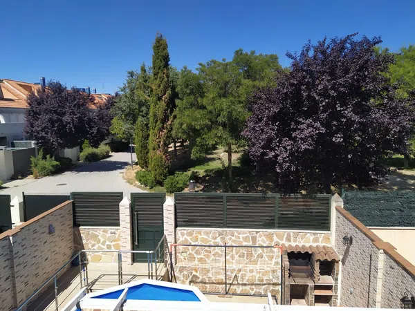 Chalet adosado en Calle Gabriela Mistral, 4, Hospital, Hospital - Foto 1