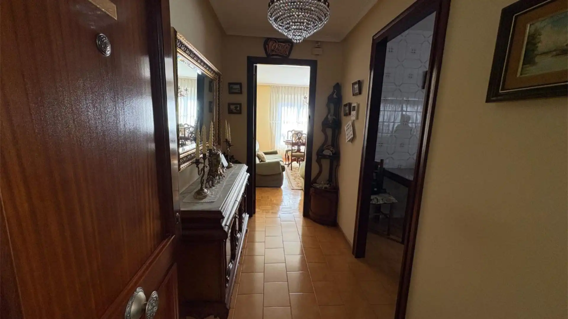 Piso en  Calle Gran Vía 6 - Foto 2