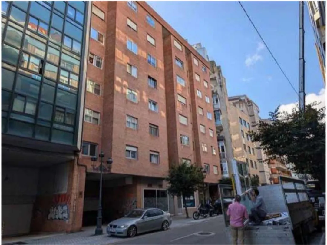 Piso en  Rúa do Conde de Torrecedeira 73 - Foto 1