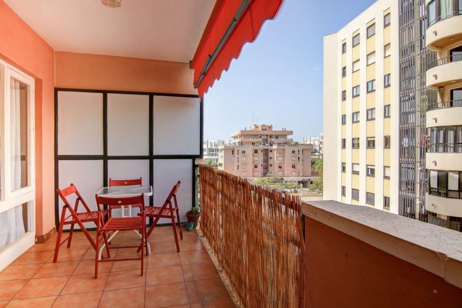 Piso en avenida Ricardo Soriano, 64 - Foto 2