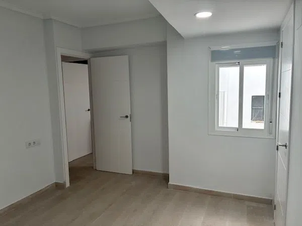 Piso en calle Rodrigo de Triana, 2 - Foto 6