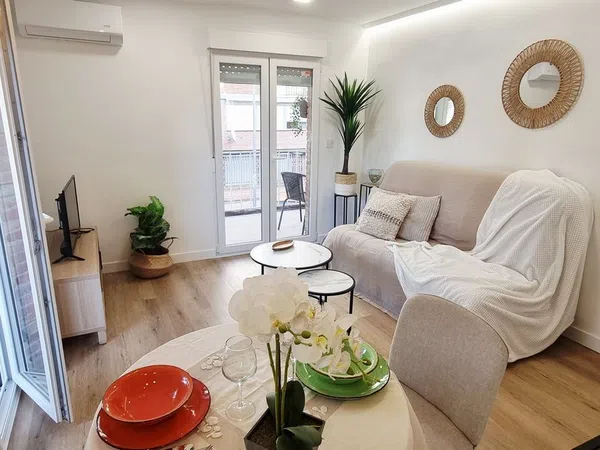 Piso en calle de Valmojado, 277