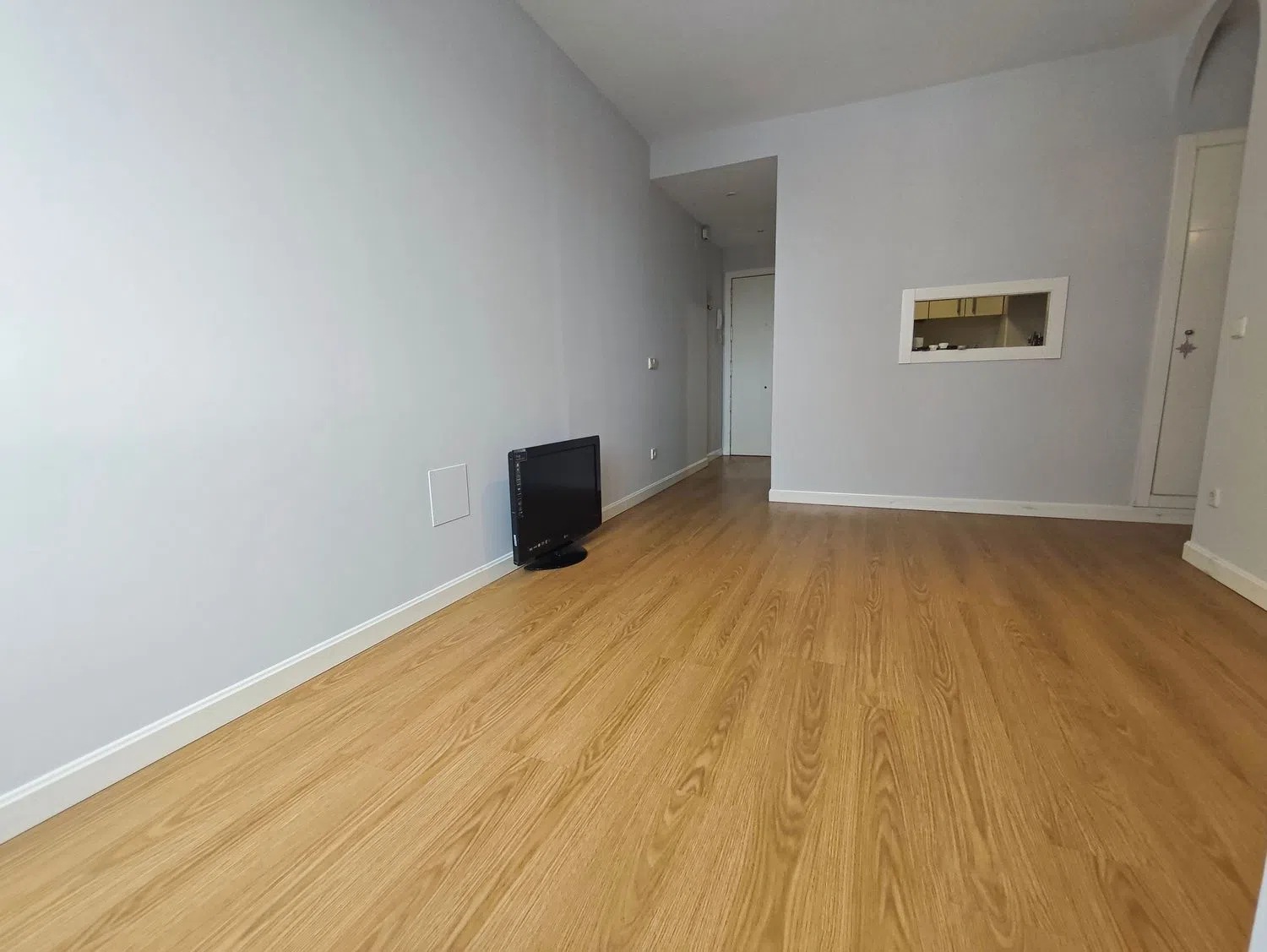 Piso en calle de la Isla de Arosa, 47 - Foto 1