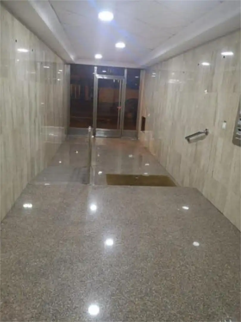 Piso en Nervión - Foto 2