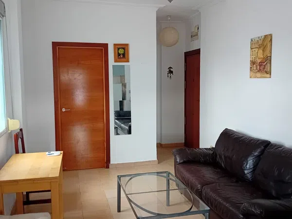 Estudio en calle San Blas, 1