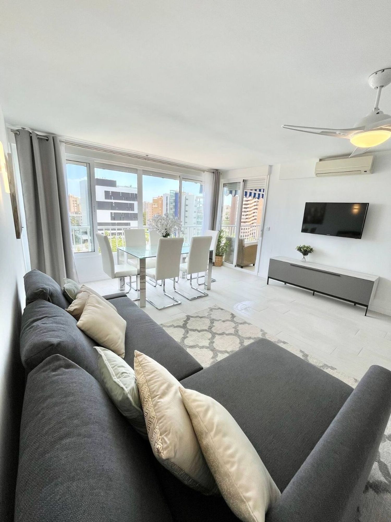 Piso en avenida Benidorm, 18 - Foto 11