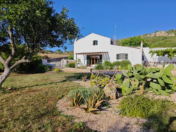 Casa de pueblo en Es Mercadal - Foto 1