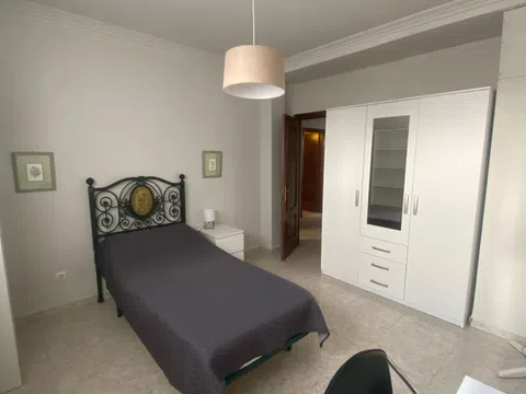 Piso en calle Diego Serrano, 5