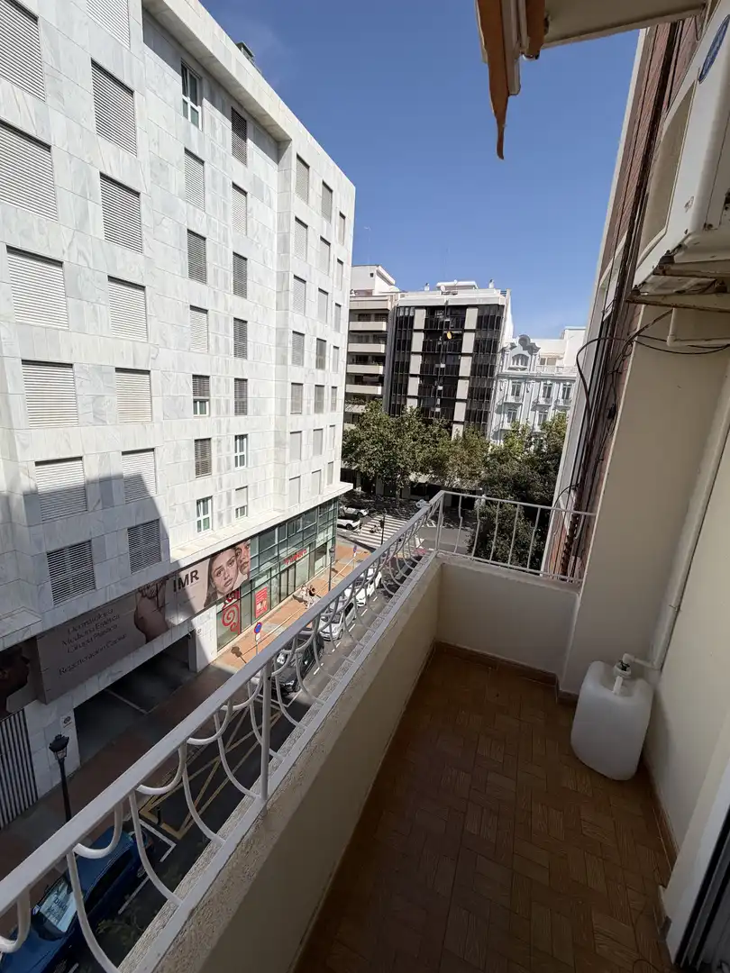 Piso en  Plaza del Valencia Club Futbol 42 - Foto 8