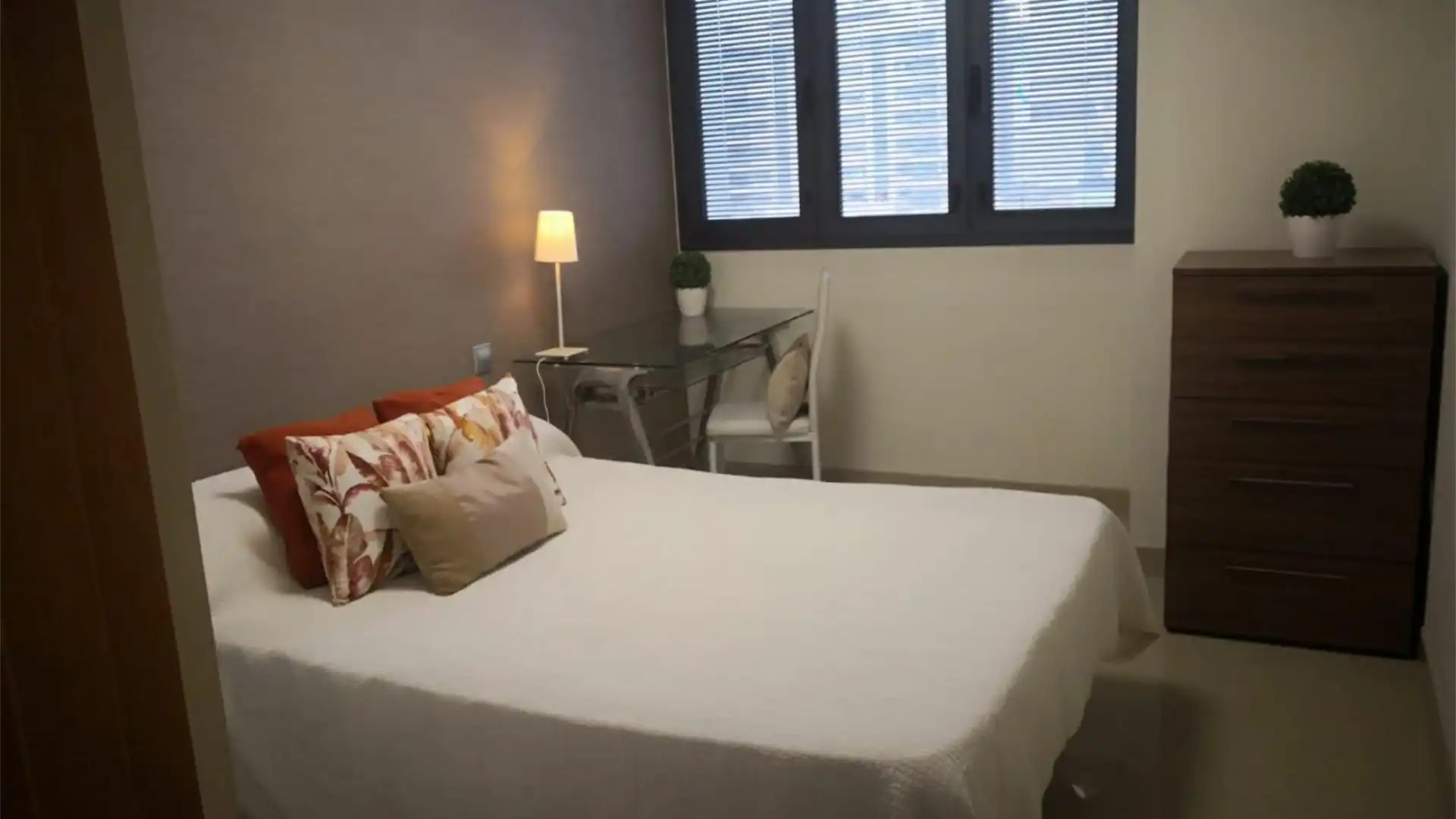 Piso en  Calle los Llanos Seis 3 - Foto 5