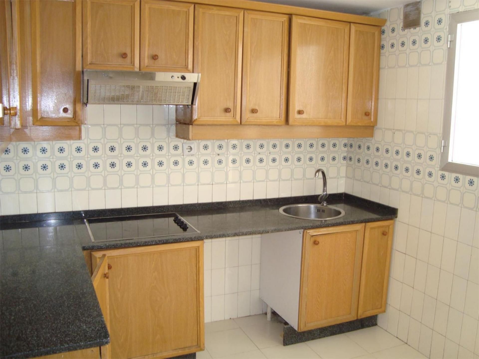 Piso en  Calle Teniente Braulio Laportilla 7 - Foto 12