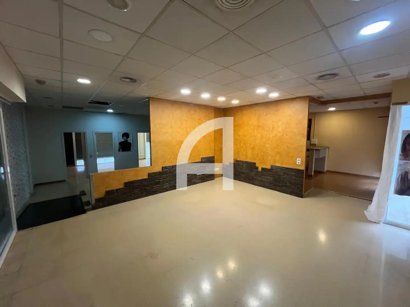 Local comercial en  Dr. Calsina - Foto 3