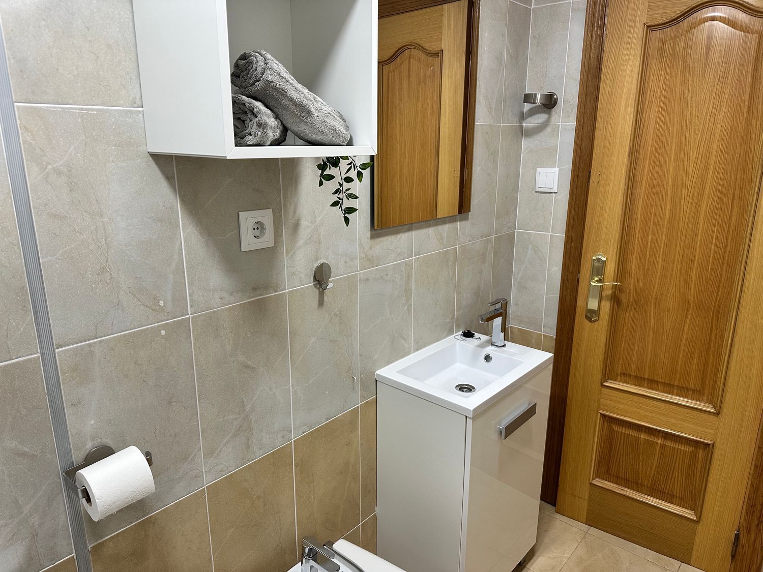 Piso en calle Navarro Cabanes, 43 - Foto 16