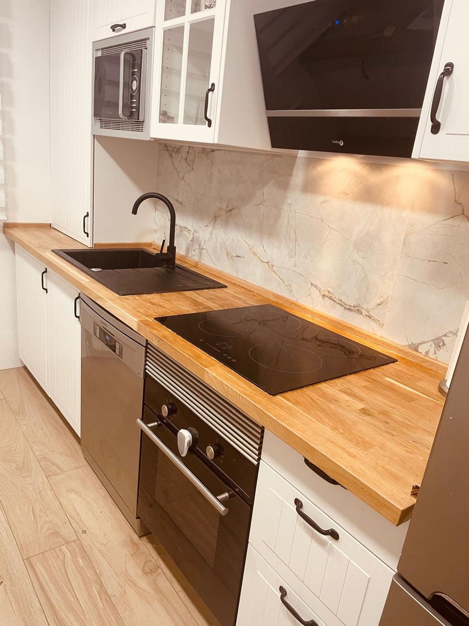 Chalet adosado en Altos del Olivar - El Caracol - Foto 13