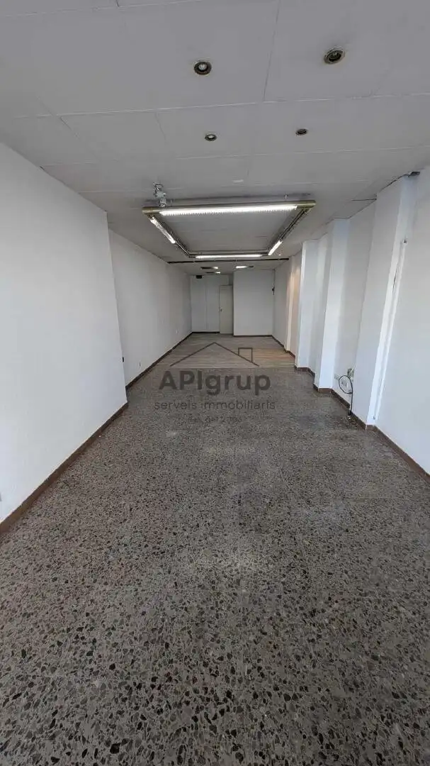 Local comercial en Sabadell - Foto 11
