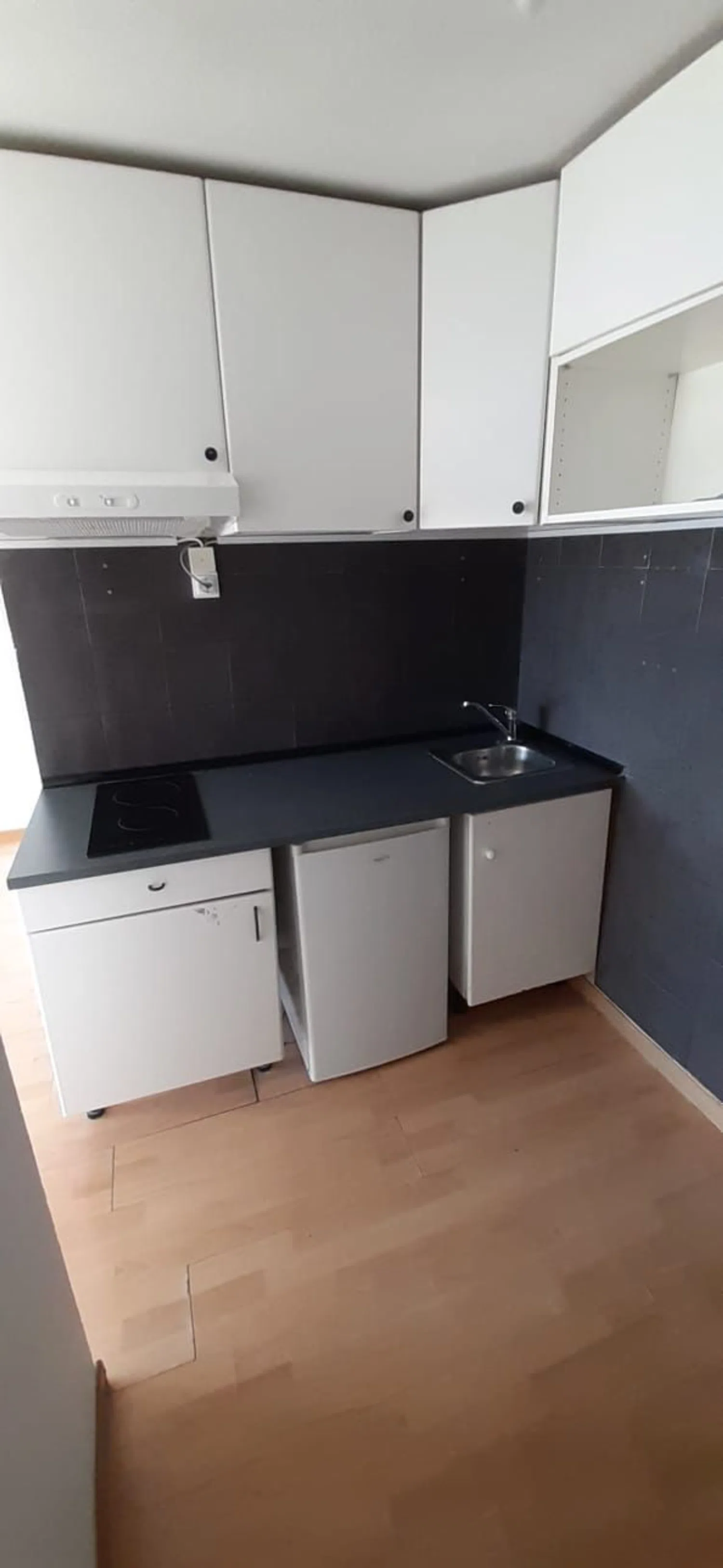Estudio en avenida del General Perón, 32 - Foto 4