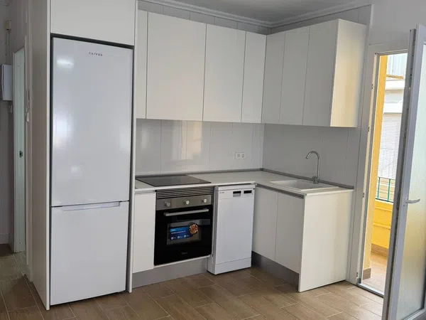 Piso en plaza De Las Palmeras, 3