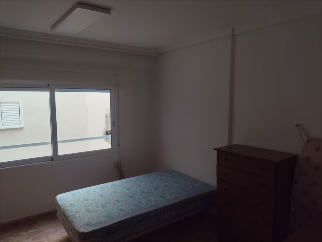 Piso en calle Plaça de Cisneros 2 - Foto 3