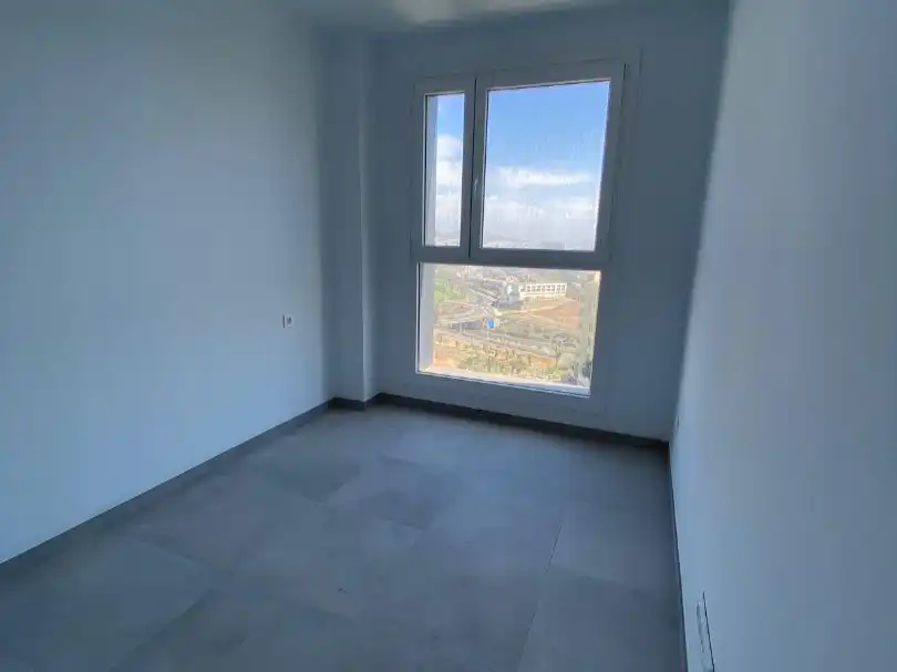 Piso en  Avenida Juan Carlos I 1 - Foto 6