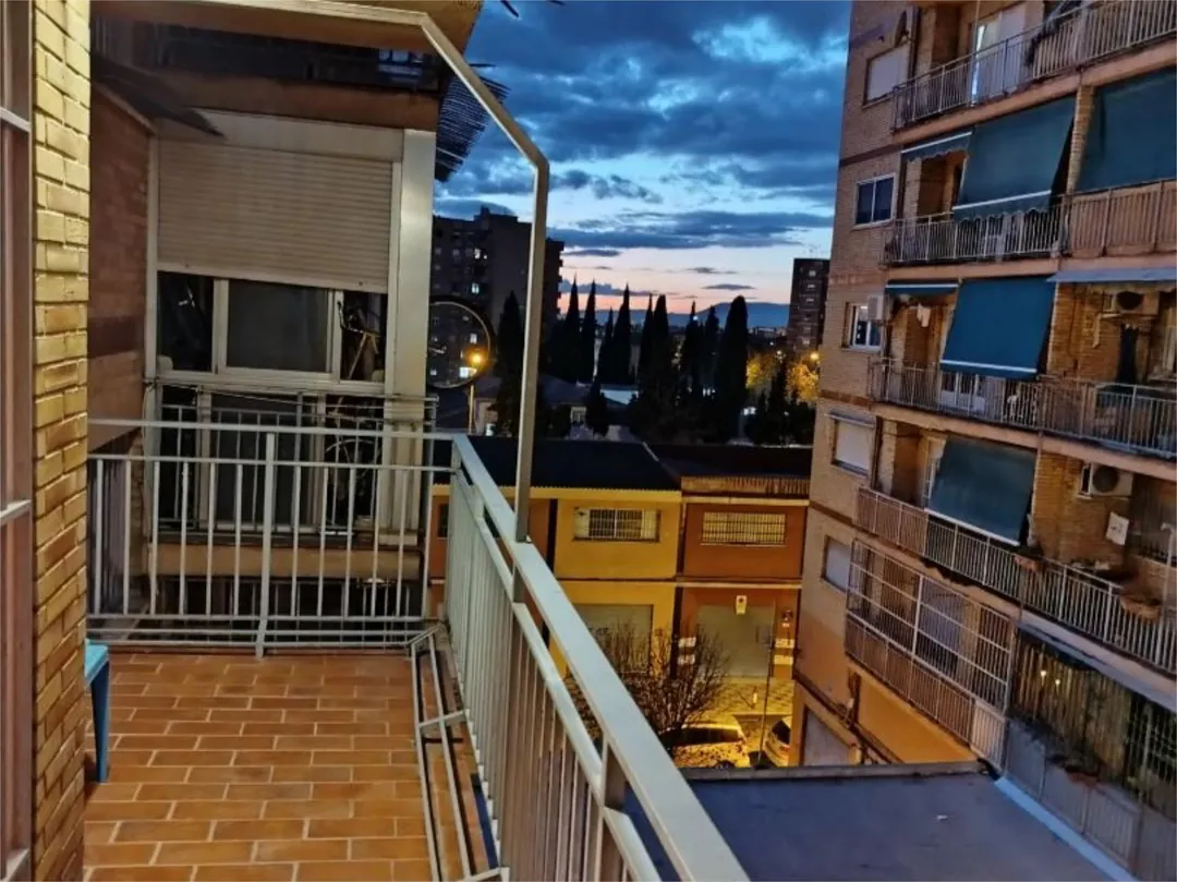 Piso en  Calle Periodista Luis de Vicente 9 - Foto 31