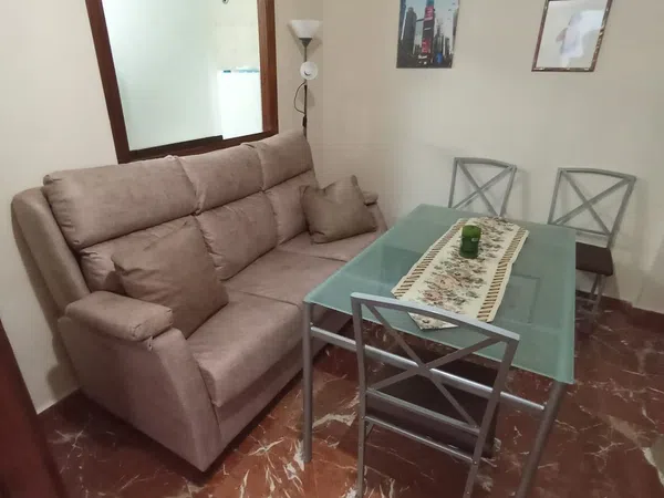 Piso en avenida del Gran Capitán, 9