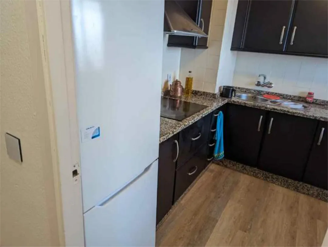 Piso en Zona Eroski - Foto 3