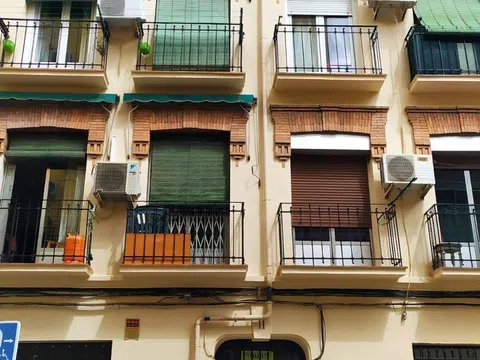 Piso en calle de la Coruña, 11