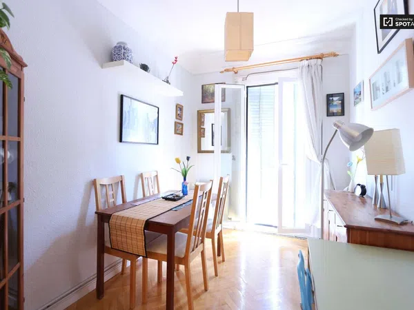 Piso en calle de Fernández de los Ríos, 66