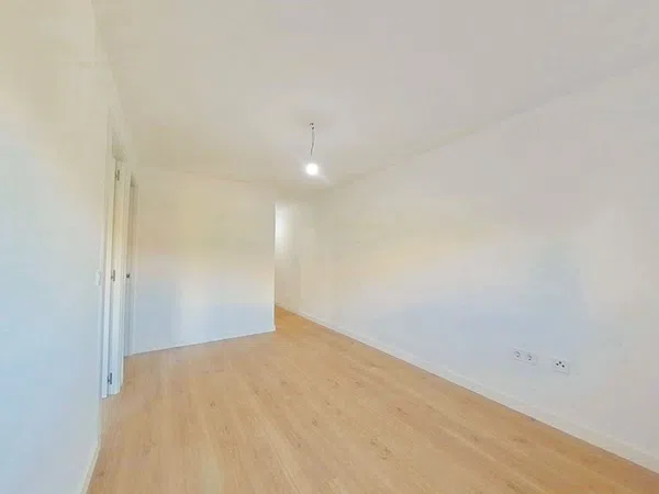 Piso en Barrio Pubilla Cases - Foto 3