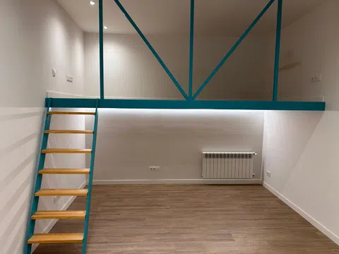 Piso en calle del Bastero, 12