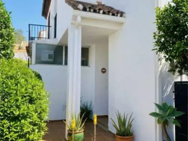 Chalet en Nueva Atalaya ( Estepona ) ESTE - Foto 7