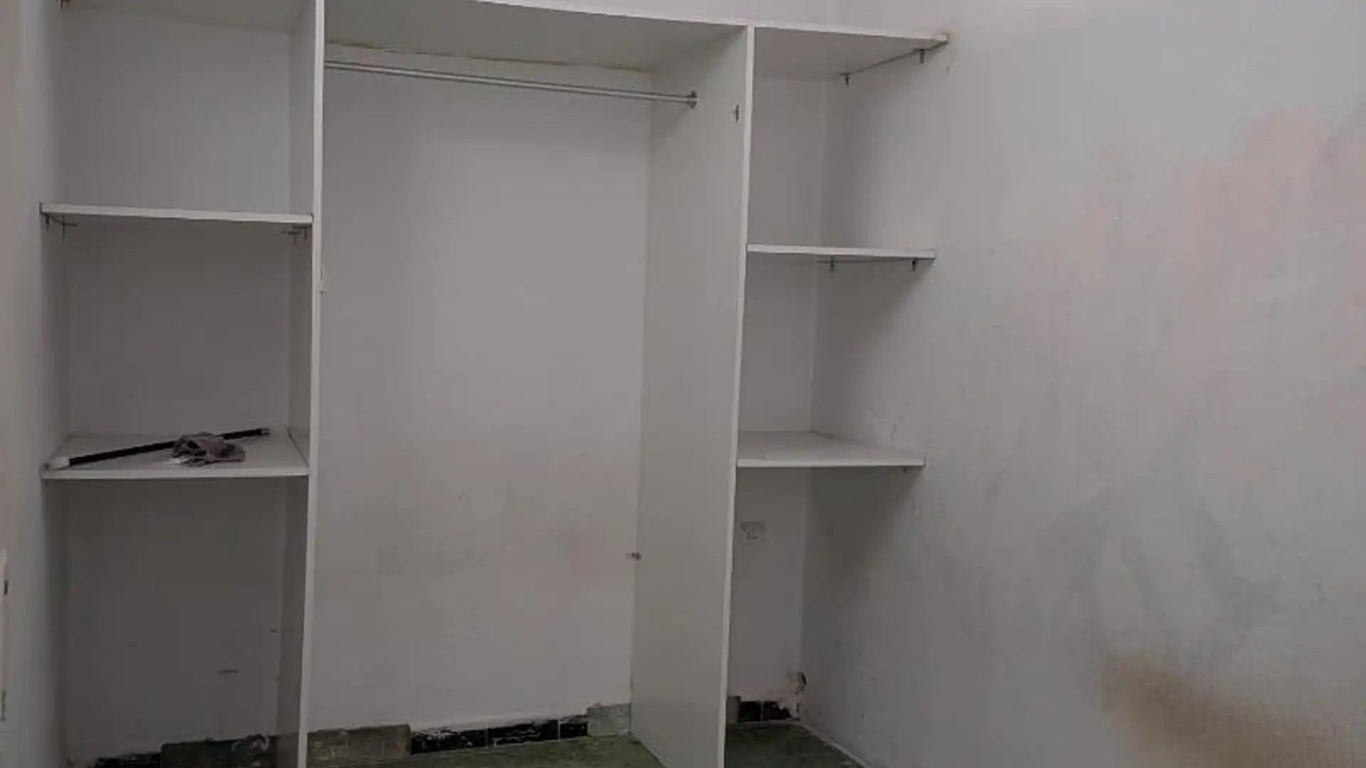 Piso en  Carrer de Pere Riudor 16 - Foto 5