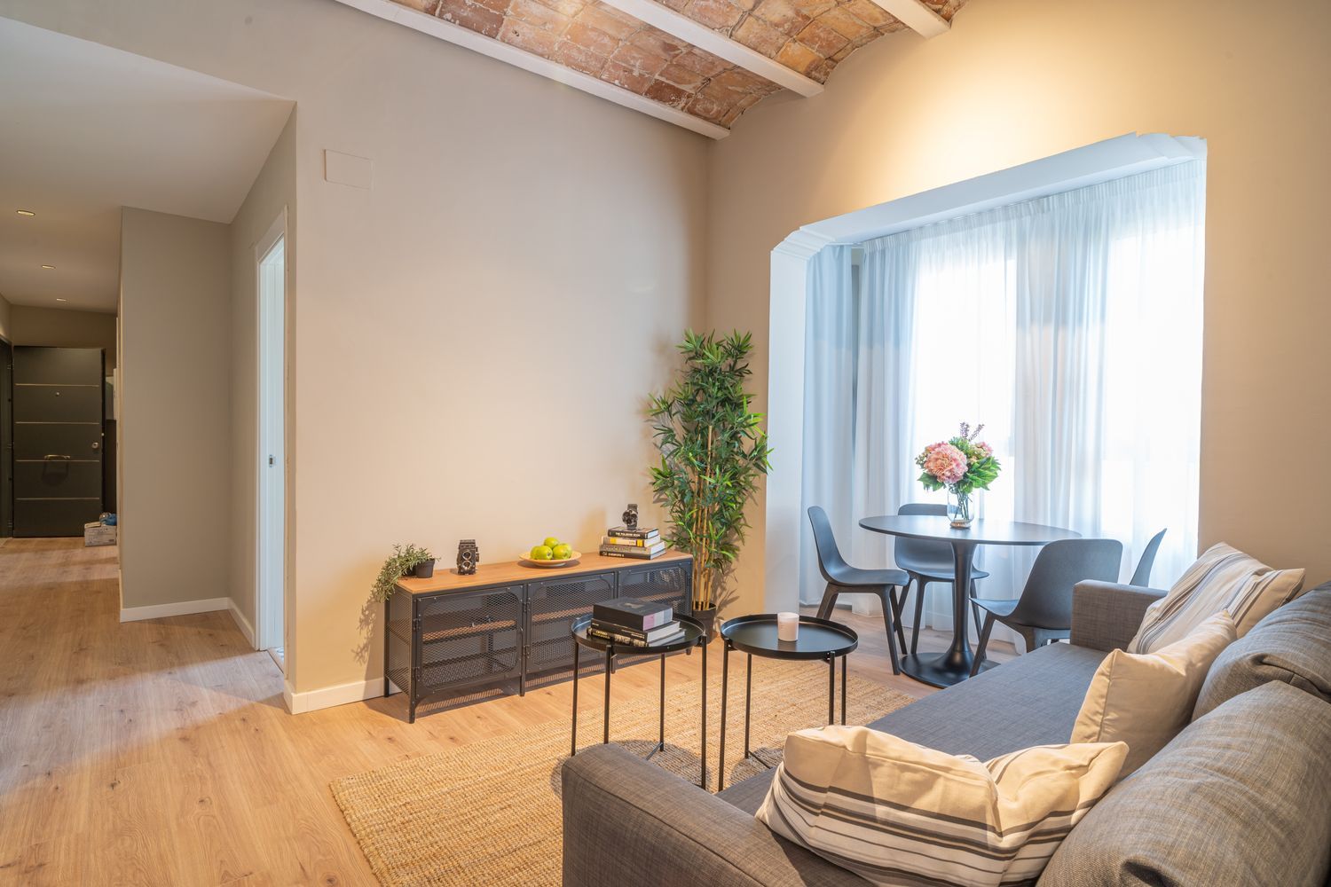 Piso en calle Ramon y Cajal, 20 - Foto 2