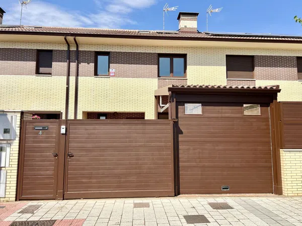 Chalet adosado en Calle Comunidad de Navarra, 4 - Foto 31