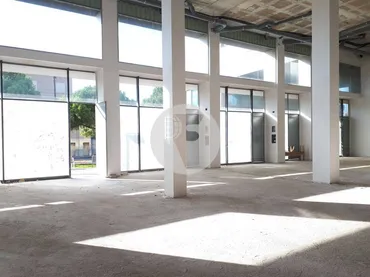 Local comercial en Cornellà de Llobregat - Foto 6
