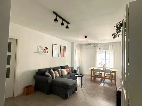 Piso en Escritor López de Cárdenas, 4