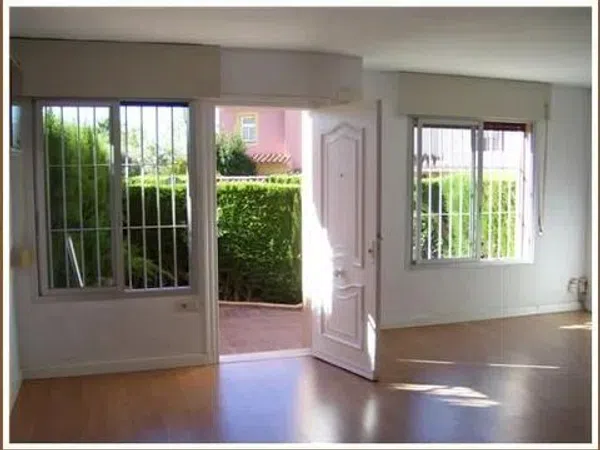 Chalet adosado en avenida Pernet s/n - Foto 4