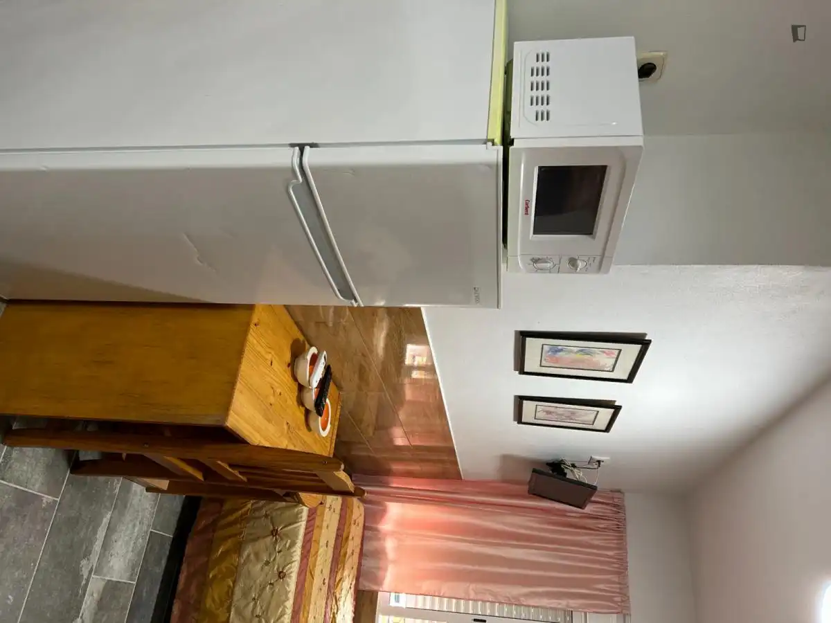 Estudio en L'Hospitalet de Llobregat - Foto 5