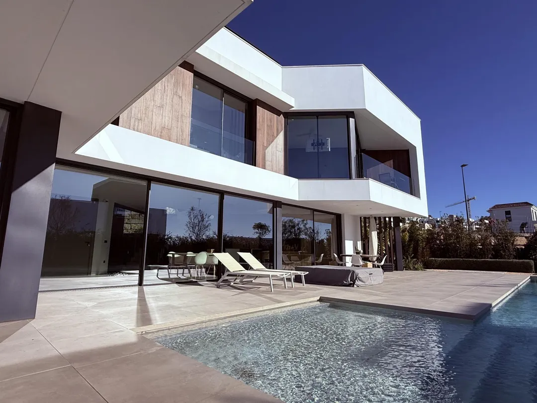 Chalet en  Calle Pintor Virgilio Galan 29 - Foto 3