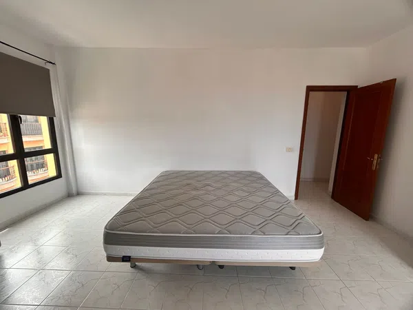 Piso en Calle Poetisa Maria del Pino Blanco Jardin, 9 - Foto 12