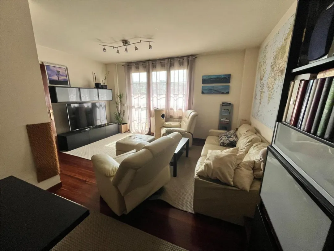 Piso en  Calle Darío de Regoyos 7-21 - Foto 1