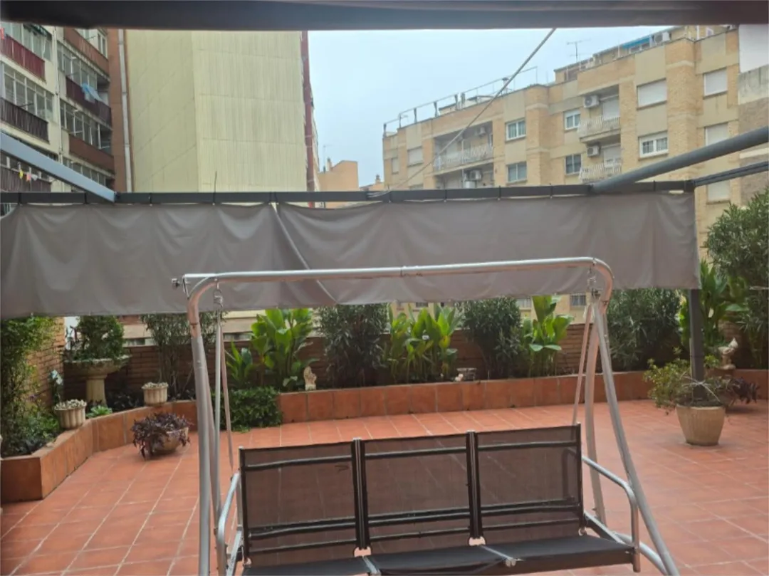 Piso en  Carrer Joan Miró 1 - Foto 1