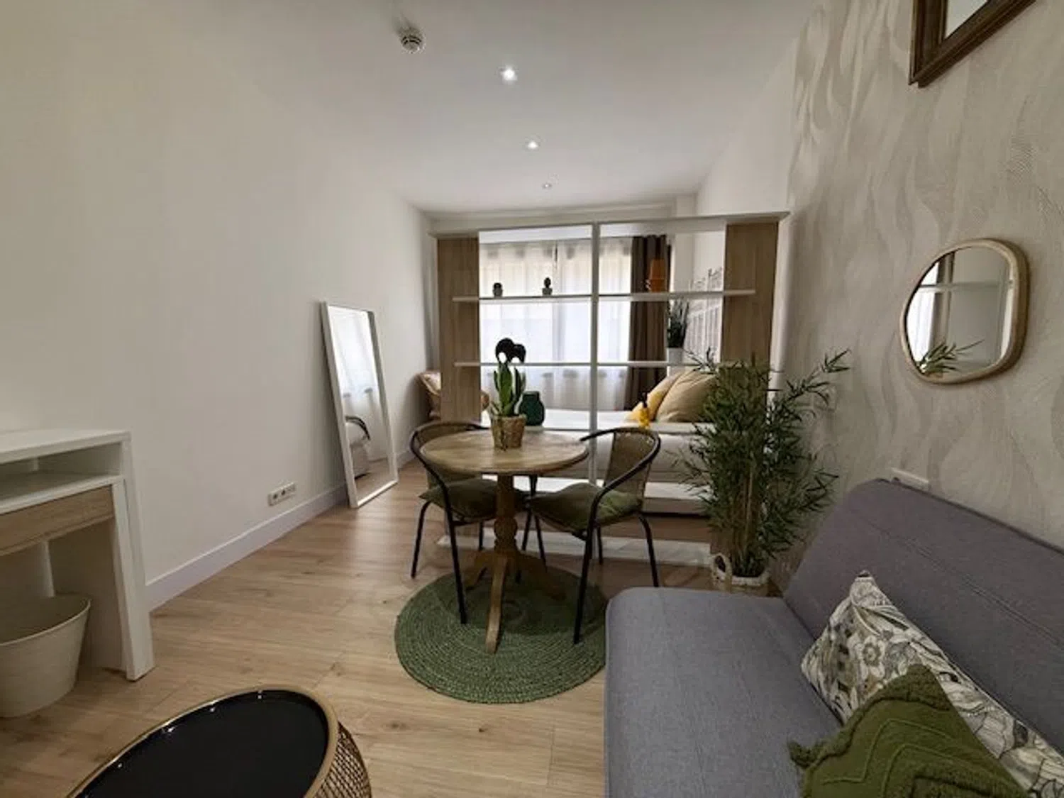 Estudio en calle de Villanueva, 2 - Foto 2