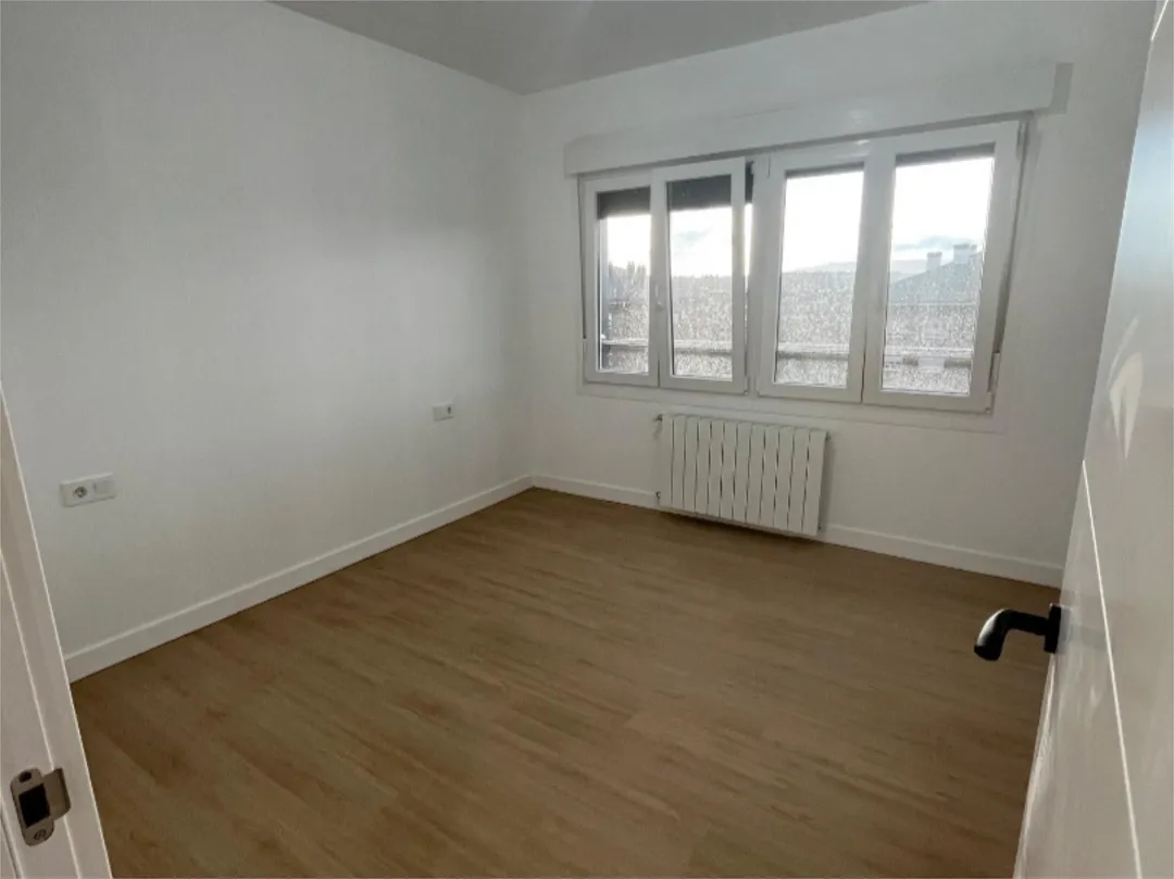 Piso en  Avenida Gasteiz 84 - Foto 7